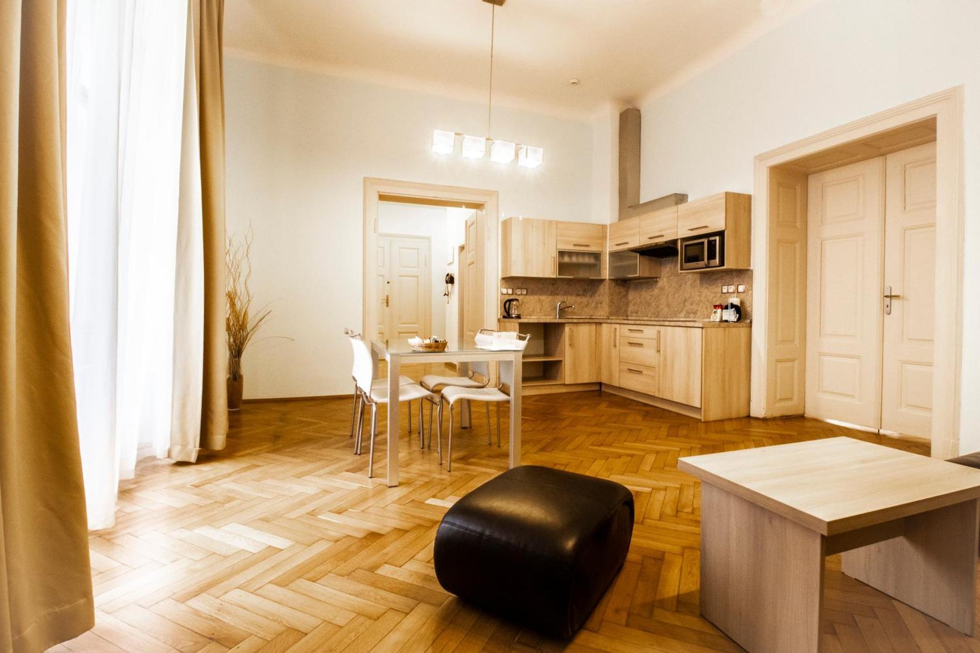 Residence U Cerne Veze Τσέσκε Μπουντεγιόβιτσε Δωμάτιο φωτογραφία