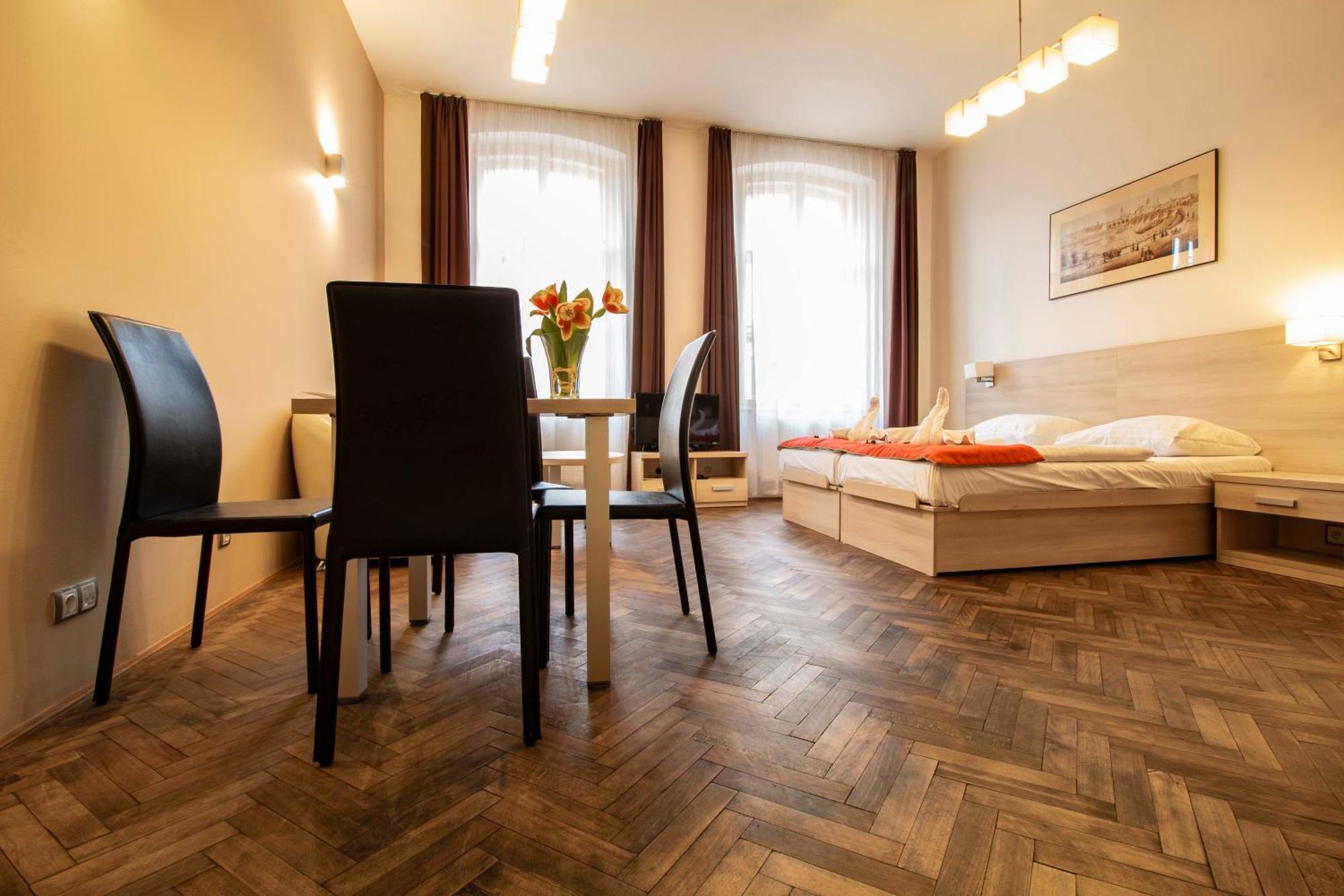 Residence U Cerne Veze Τσέσκε Μπουντεγιόβιτσε Δωμάτιο φωτογραφία