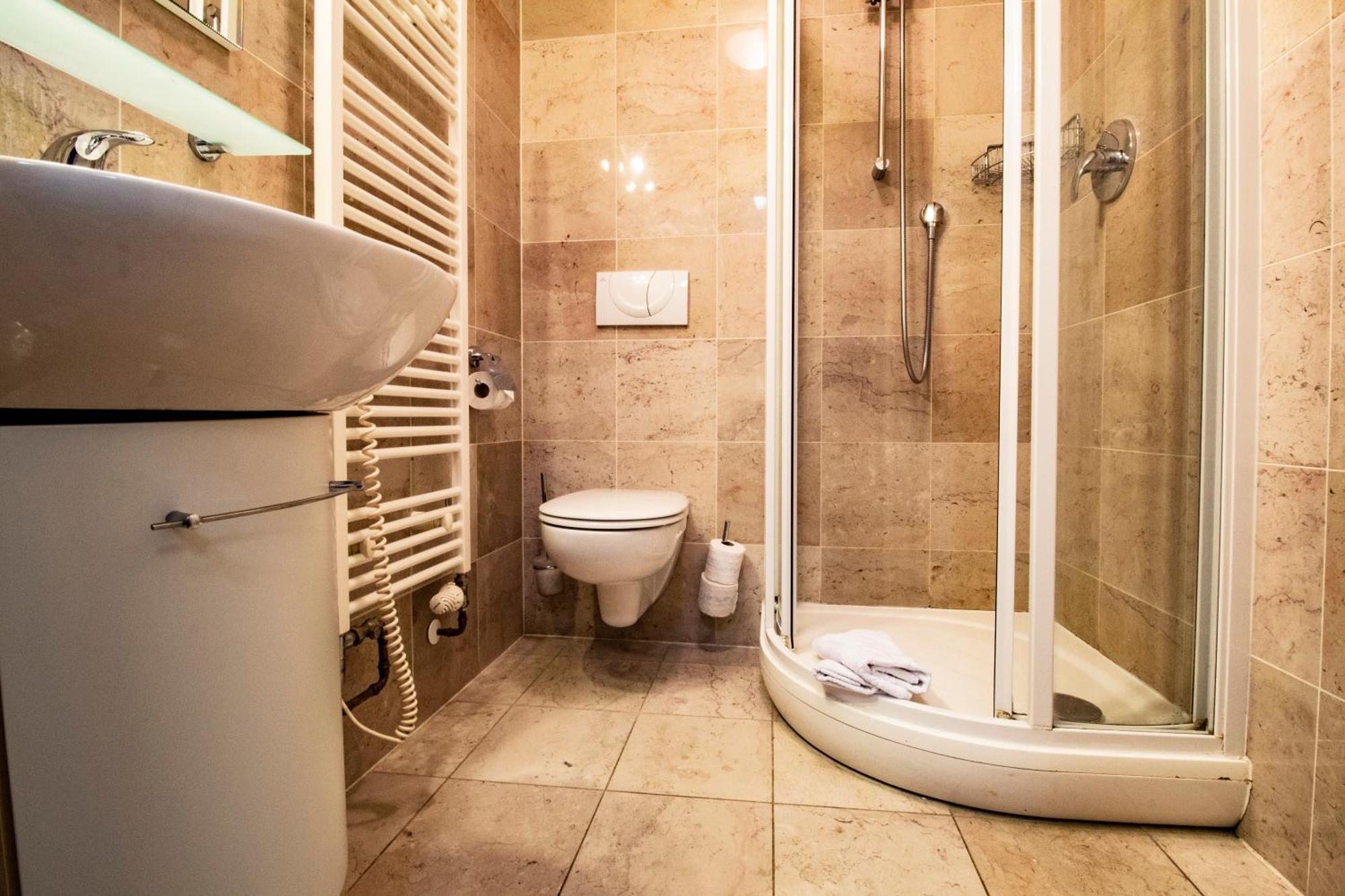 Residence U Cerne Veze Τσέσκε Μπουντεγιόβιτσε Δωμάτιο φωτογραφία