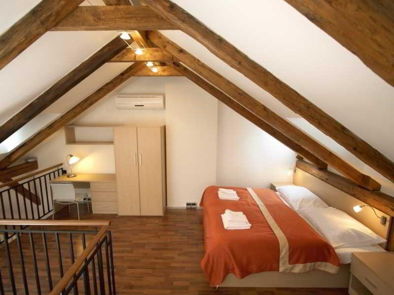 Residence U Cerne Veze Τσέσκε Μπουντεγιόβιτσε Εξωτερικό φωτογραφία