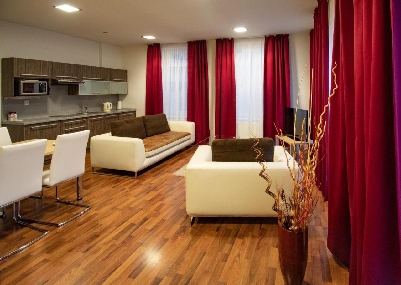 Residence U Cerne Veze Τσέσκε Μπουντεγιόβιτσε Εξωτερικό φωτογραφία