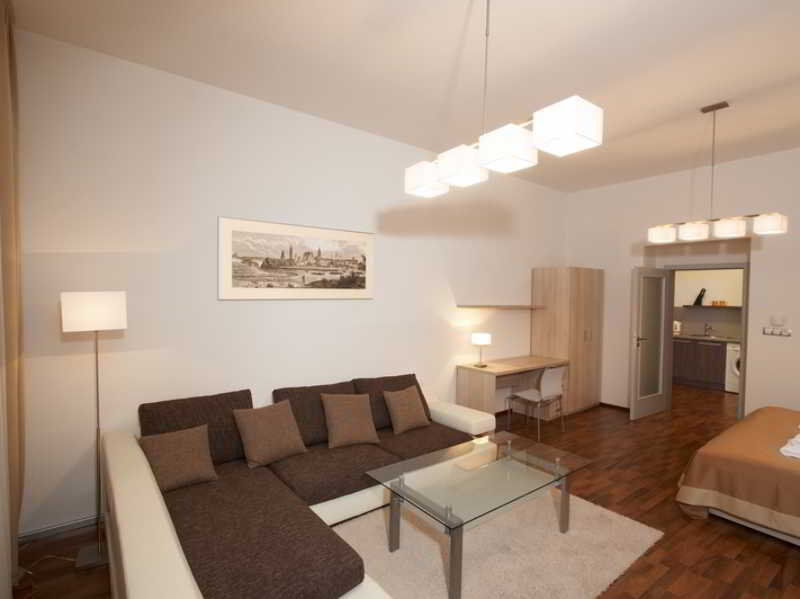 Residence U Cerne Veze Τσέσκε Μπουντεγιόβιτσε Εξωτερικό φωτογραφία